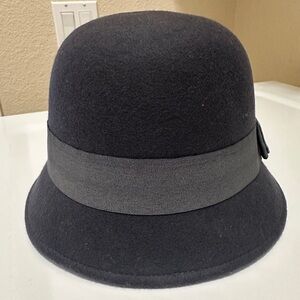Elegant Black Wool Cloche Hat